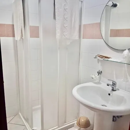 Hotell Alize 3*