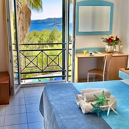 Hotell Alize 3*