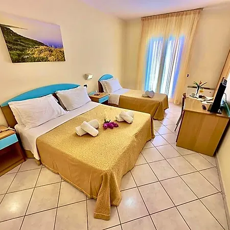 Hotell Alize 3*