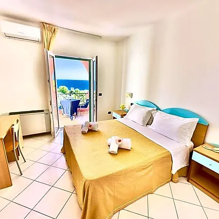 Hotell Alize Santa Cesarea Terme